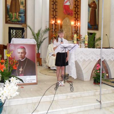 15 iunie: Gioseni: "Cutia Speranţei", darul pentru copiii din Kenya