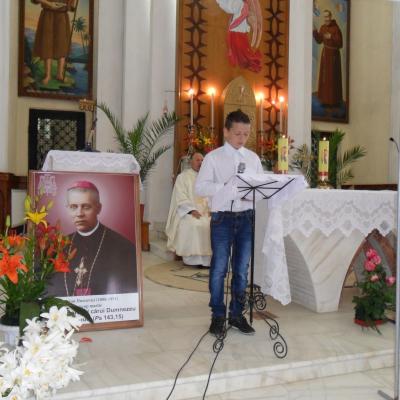15 iunie: Gioseni: "Cutia Speranţei", darul pentru copiii din Kenya