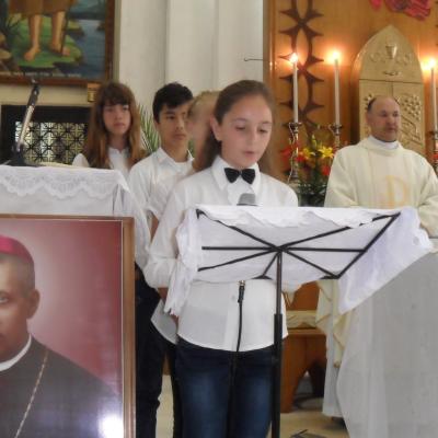 15 iunie: Gioseni: "Cutia Speranţei", darul pentru copiii din Kenya