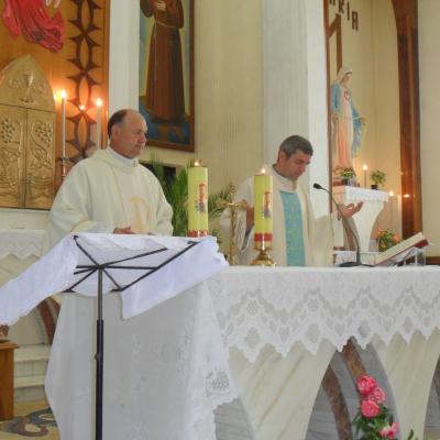 15 iunie: Gioseni: "Cutia Speranţei", darul pentru copiii din Kenya