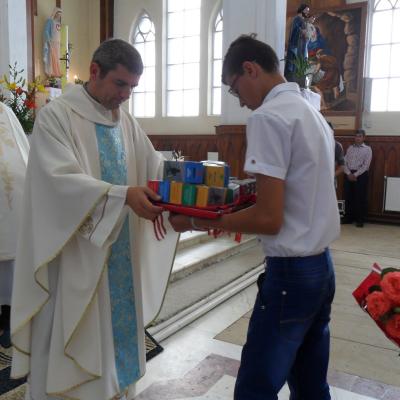 15 iunie: Gioseni: "Cutia Speranţei", darul pentru copiii din Kenya