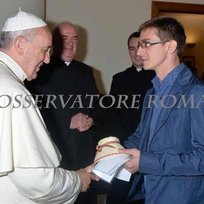 16 iunie: Roma: Credincioşi români prezenţi la sfânta Liturghie celebrată de papa Francisc în "Domus Sanctae Marthae". Foto: "L' Osservatore romano"