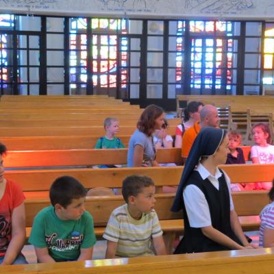 16 iunie: Iugani: "Rămas bun, frumoasă grădiniţă"
