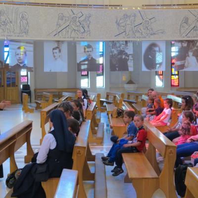 16 iunie: Iugani: "Rămas bun, frumoasă grădiniţă"