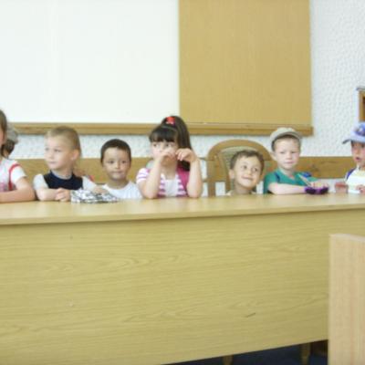 16 iunie: Iugani: "Rămas bun, frumoasă grădiniţă"