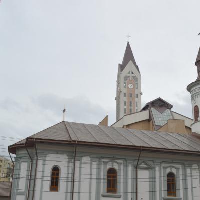 17 iunie: Bacău: Sesiune a Oficiului pentru Pastoraţia Şcolară şi Predarea Religiei în Şcoli