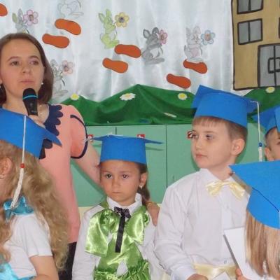 18 iunie: Săbăoani: Rămâi cu bine, grădiniţă!