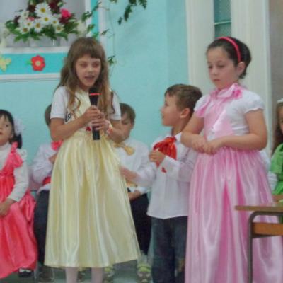 18 iunie: Săbăoani: Rămâi cu bine, grădiniţă!