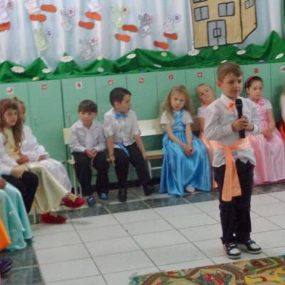18 iunie: Săbăoani: Rămâi cu bine, grădiniţă!