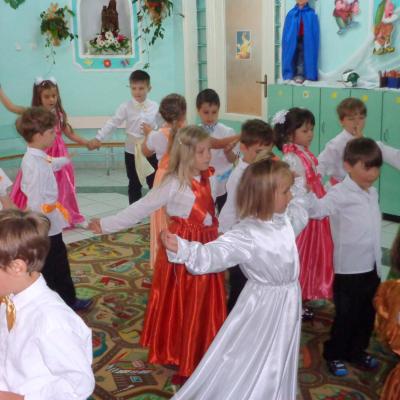 18 iunie: Săbăoani: Rămâi cu bine, grădiniţă!