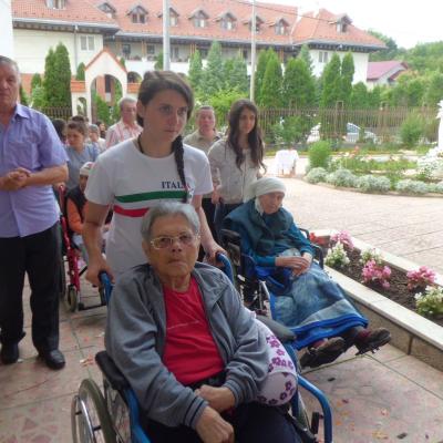 19 iunie: Iaşi: Procesiune cu preasfântul sacrament la Căminul de Bătrâni "Sfântul Iosif"