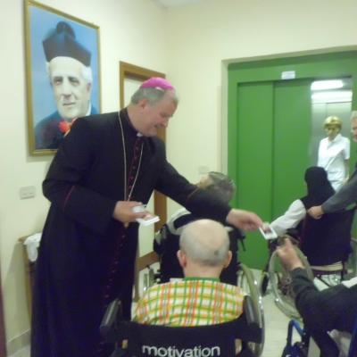 19 iunie: Iaşi: Procesiune cu preasfântul sacrament la Căminul de Bătrâni "Sfântul Iosif"