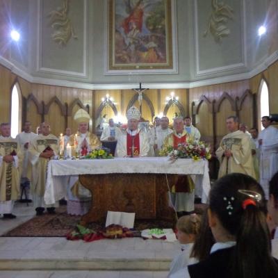 21 iunie: Valea Mare: Liturghie jubiliară