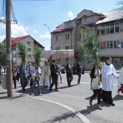 22 iunie: Moineşti: Procesiune în solemnitatea Corpus Domini