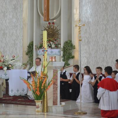 22 iunie: Focşani: Prima Sfântă Împărtăşanie