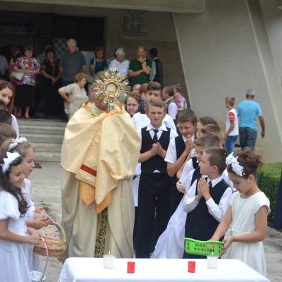 22 iunie: Focşani: Prima Sfântă Împărtăşanie