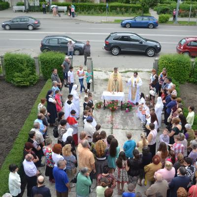 22 iunie: Focşani: Prima Sfântă Împărtăşanie