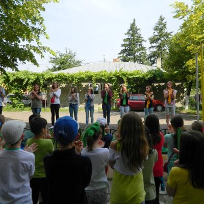 23 iunie - 4 iulie: Iaşi "Sfânta Tereza": GREF şi campus "Anton Durcovici: un om pentru oameni"