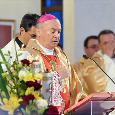 24 iunie: Iaşi: Hirotonirea a 29 de preoţi