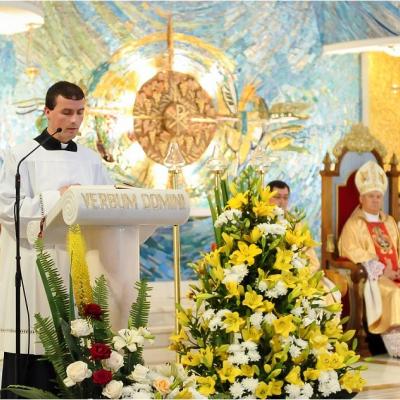 24 iunie: Iaşi: Hirotonirea a 29 de preoţi