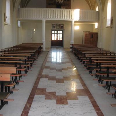 28 iunie: Călugăreni şi Roşiori: Administrarea sfântului Mir