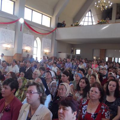 29 iunie: Traian (NT): Hramul comunităţii