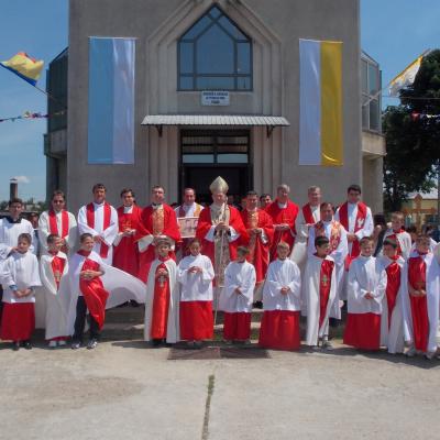 29 iunie: Traian (NT): Hramul comunităţii