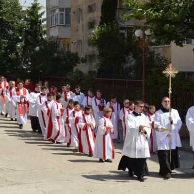 29 iunie: Bacău: Hramul bisericii "Sfinţii Petru şi Paul"