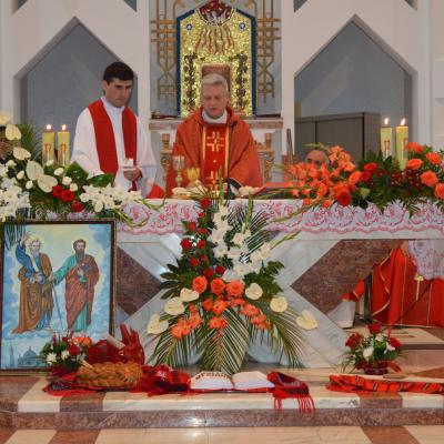 29 iunie: Bacău: Hramul bisericii "Sfinţii Petru şi Paul"