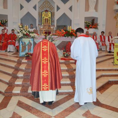 29 iunie: Bacău: Hramul bisericii "Sfinţii Petru şi Paul"