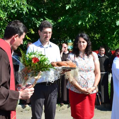 29 iunie: Adjud: Primiţia primului preot din comunitatea "Schimbarea la Faţă"