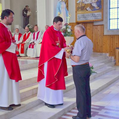 29 iunie: Adjud: Primiţia primului preot din comunitatea "Schimbarea la Faţă"
