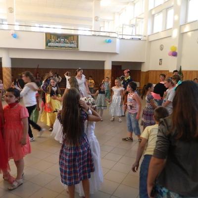 30 iunie şi 6 iulie: Mărgineni: Campus "Vara Împreună" pentru copiii