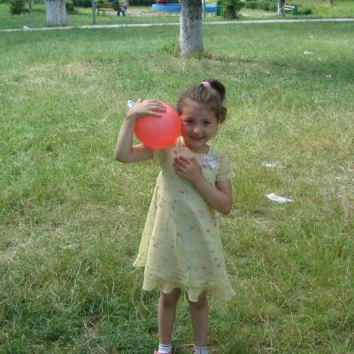 30 iunie - 7 iulie: Gioseni: Campusul "Vara împreună"