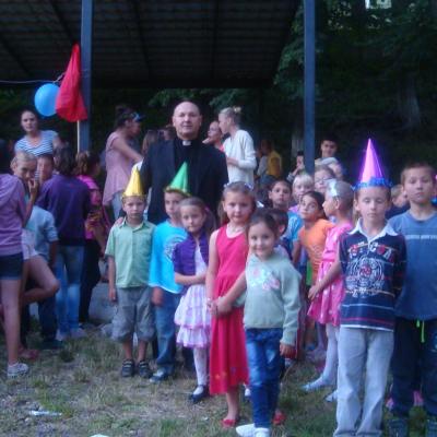 30 iunie - 7 iulie: Gioseni: Campusul "Vara împreună"