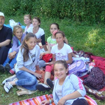 30 iunie - 7 iulie: Gioseni: Campusul "Vara împreună"