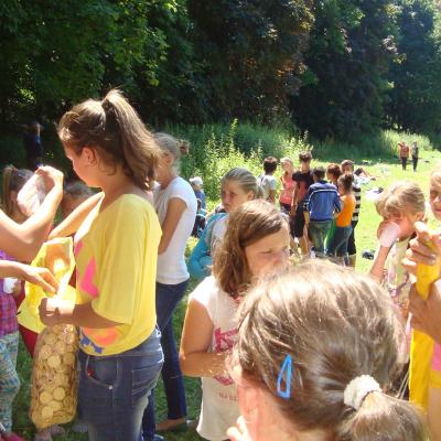30 iunie - 7 iulie: Gioseni: Campusul "Vara împreună"