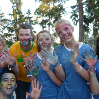 2-6 iulie: Oţeleni: Campus "Colorează-ti viaţa"