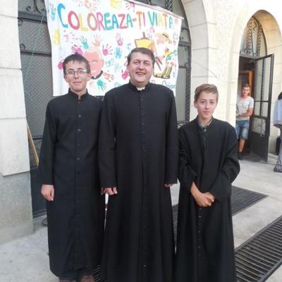 2-6 iulie: Oţeleni: Campus "Colorează-ti viaţa"