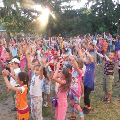 2-6 iulie: Oţeleni: Campus "Colorează-ti viaţa"