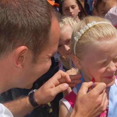 2-6 iulie: Oţeleni: Campus "Colorează-ti viaţa"