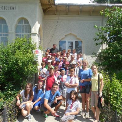 2-6 iulie: Oţeleni: Campus "Colorează-ti viaţa"