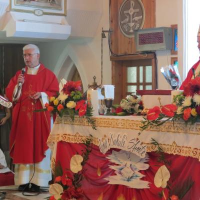 5 iulie: Paşcani: Conferirea sfântului Mir