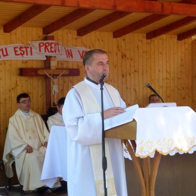 6 iulie: Ploscuţeni: Primiţia părintelui Daniel Ioniţă
