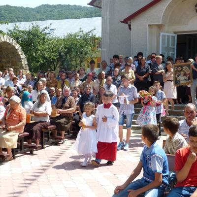 6 iulie: Ploscuţeni: Primiţia părintelui Daniel Ioniţă