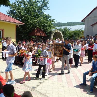6 iulie: Ploscuţeni: Primiţia părintelui Daniel Ioniţă