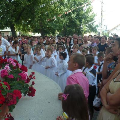 6 iulie: Tuta: Prima Sfântă Împărtăşanie