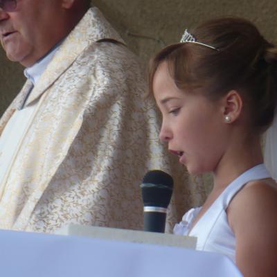 6 iulie: Tuta: Prima Sfântă Împărtăşanie