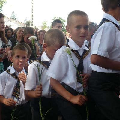 6 iulie: Tuta: Prima Sfântă Împărtăşanie