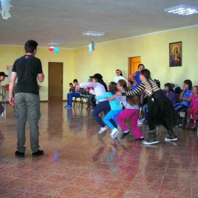 7-13 iulie: Siret: Campusul pentru copii "Secretul adevăratei fericiri"
